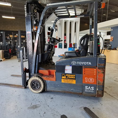 Toyota 3 wheel 1.8t 4.7m electric forklift